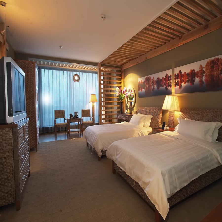 Xinjiang Yema International Clubhouse Hotel อุรุมชี ภายนอก รูปภาพ