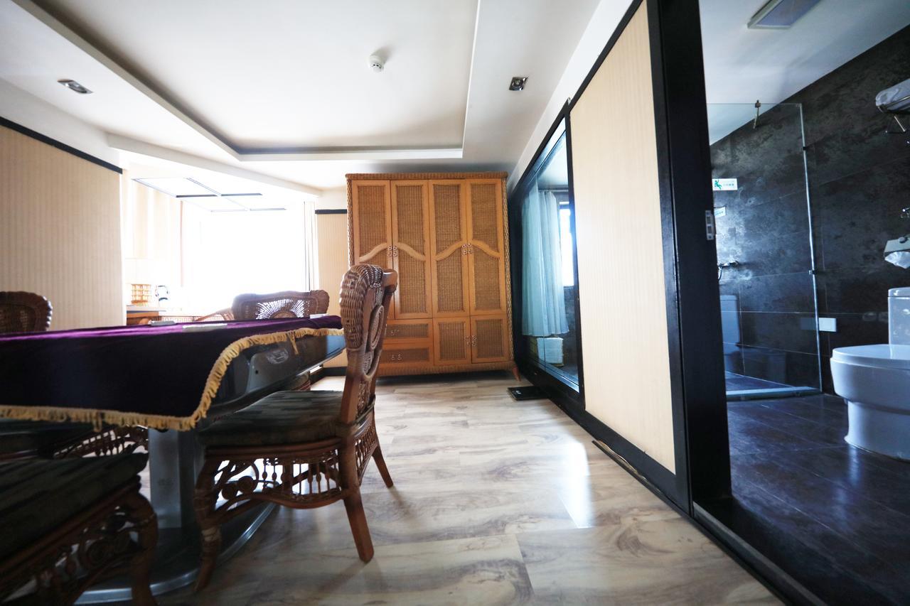 Xinjiang Yema International Clubhouse Hotel อุรุมชี ภายนอก รูปภาพ