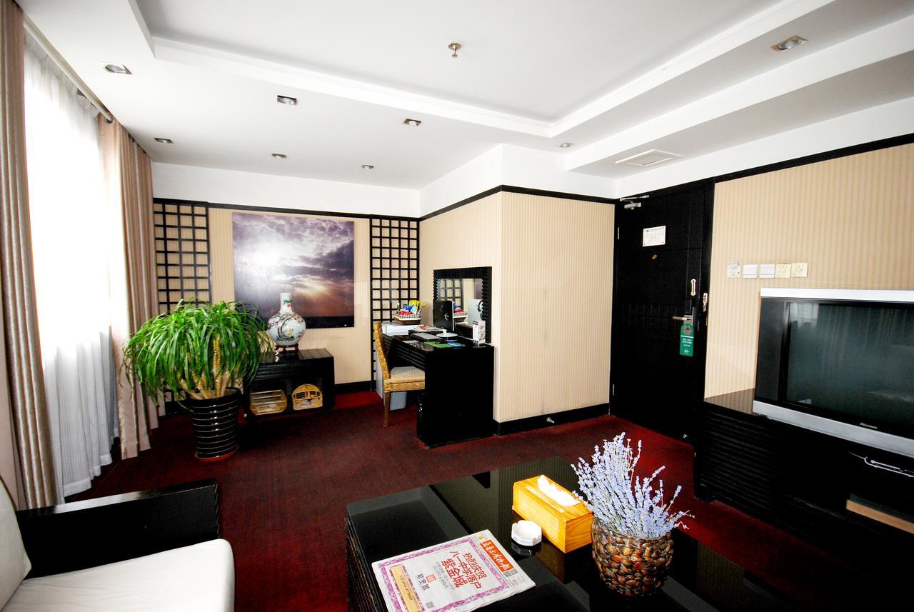 Xinjiang Yema International Clubhouse Hotel อุรุมชี ภายนอก รูปภาพ